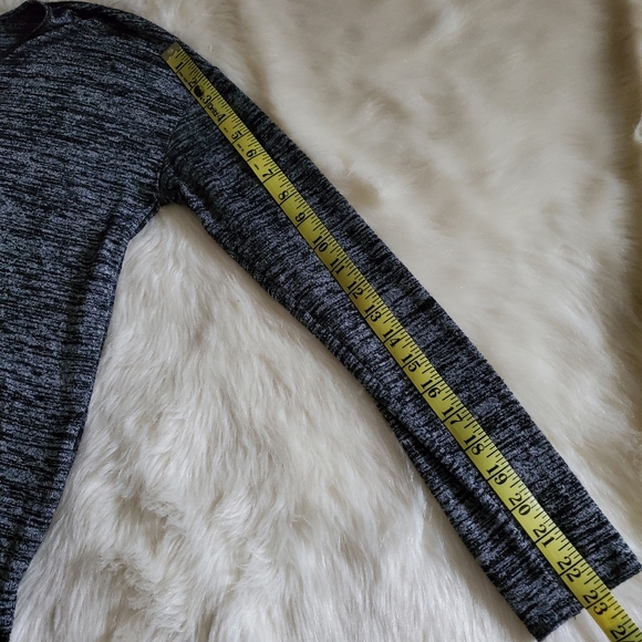 Rag & Bone Mia Long Sleeve Back Cutout Top Size Medium - Picture 10 of 10